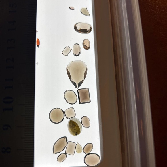 Every stone cut birthstones, color, pick your shape and color five stones$20. - Picture 1 of 2